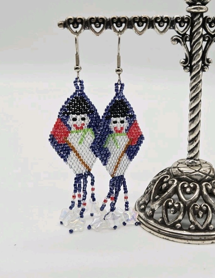 Snowman Seed Beaded Earrings Christmas Gift Party Handmade Festive 3.75 in