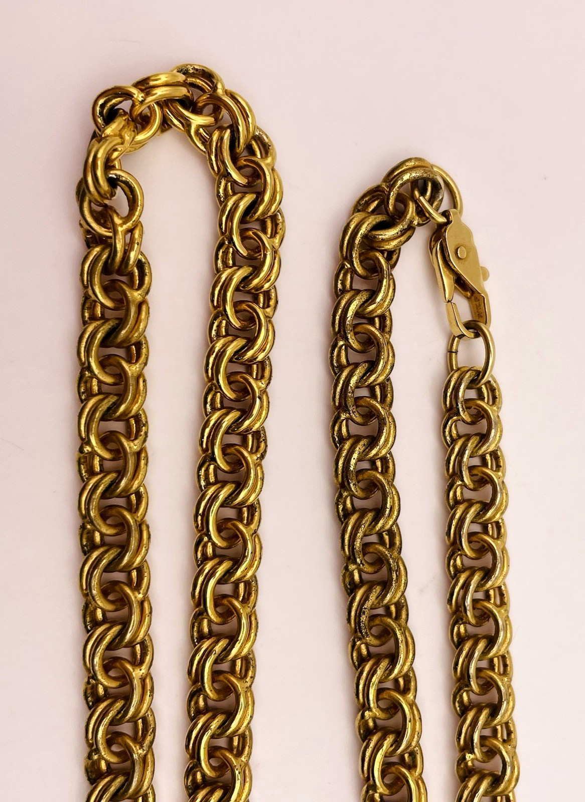 Gold Tone Double Loop Chain Necklace 23″
