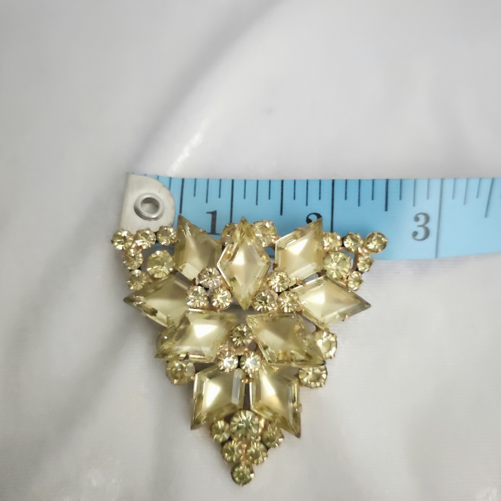 Vtg JULIANA D&E Yellow Jonquil Frosted Kite Rhinestone Set Link Bracelet Brooch