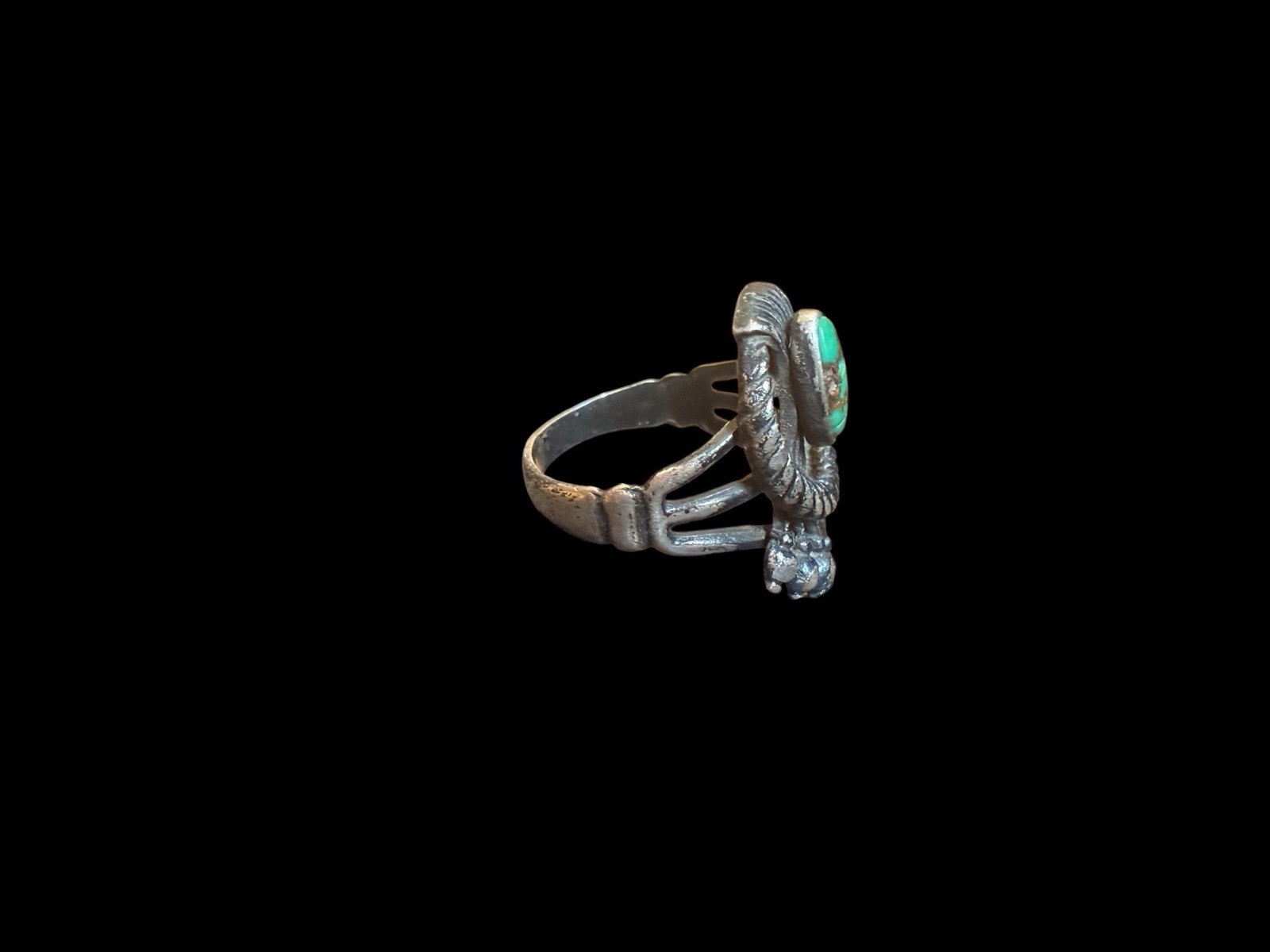 Unique Southwest Sterling Silver Green Turquoise Ring Size: 5.5