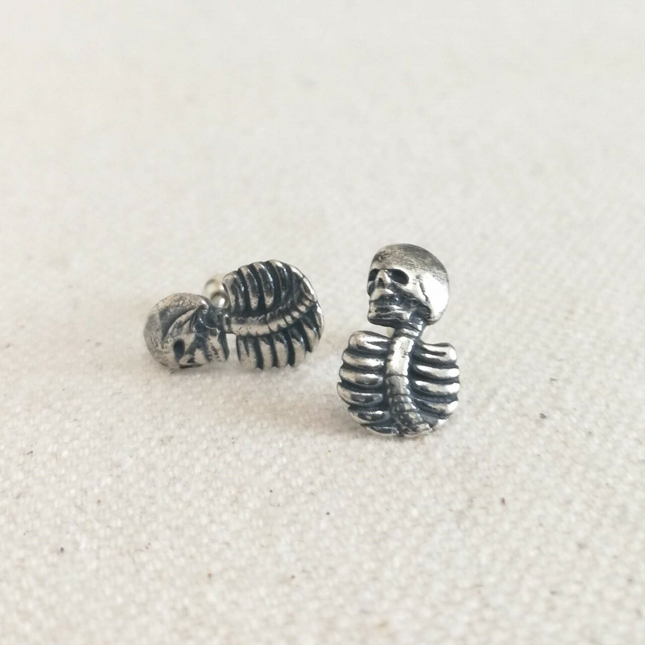 925 Sterling Silver Skull Skeleton Screw Back Ball Stud Earrings Gothic Unique