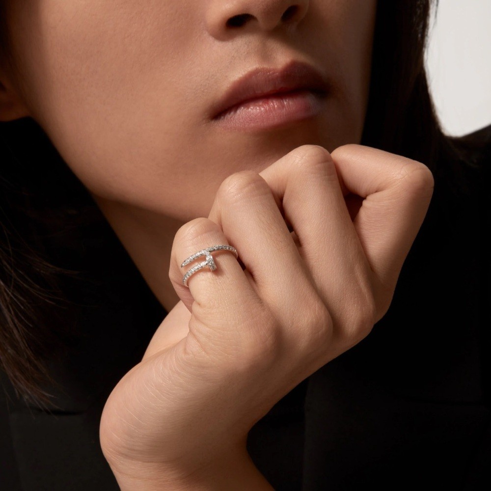 Cartier white gold pave Juste En Clou ring
