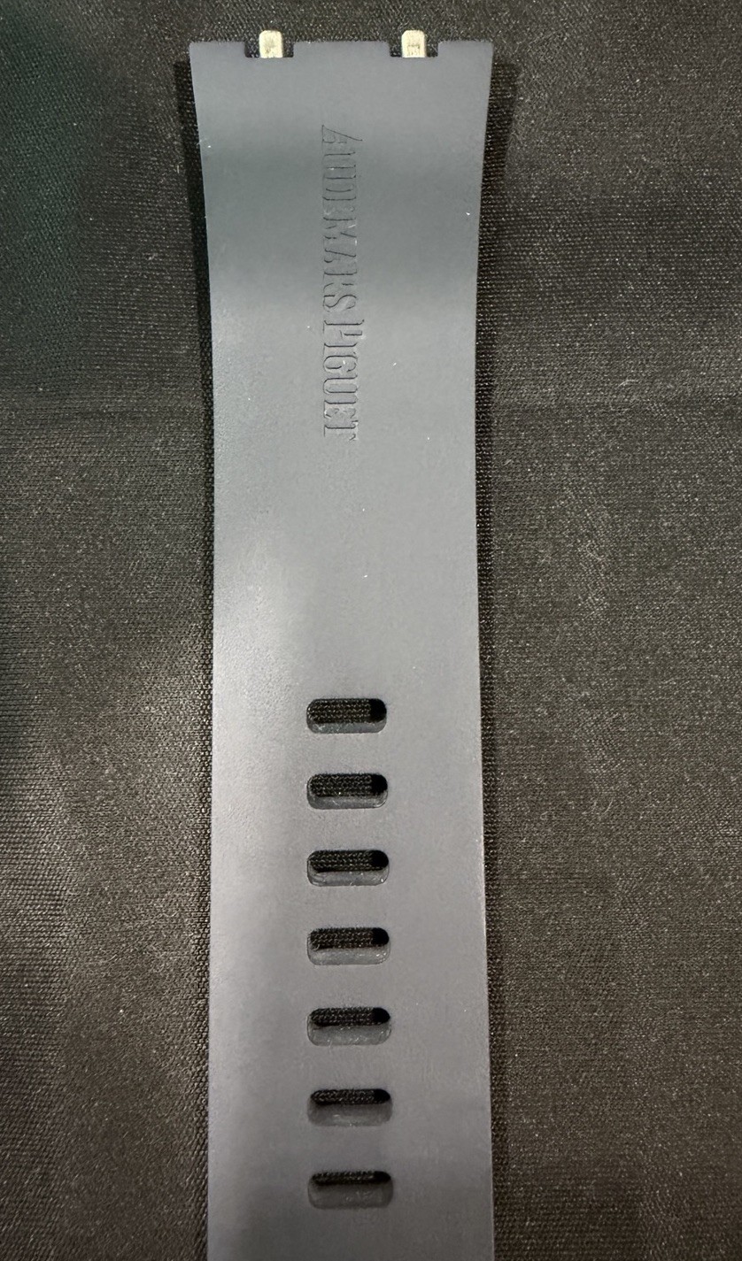 Audemars Piguet Navy Rubber Strap for 15720ST Offshore Diver Quick Release OEM