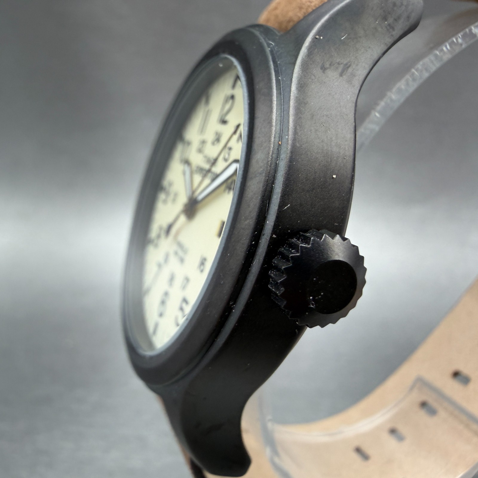 Timex Expedition Scout Watch Men 40mm Cream Dial Black Tone Date Round New Batt