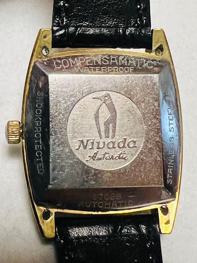 NIVADA Date Automatic 21-Jewel Gold Tone 30mm Black SEIKO Strap Watch 12H Power