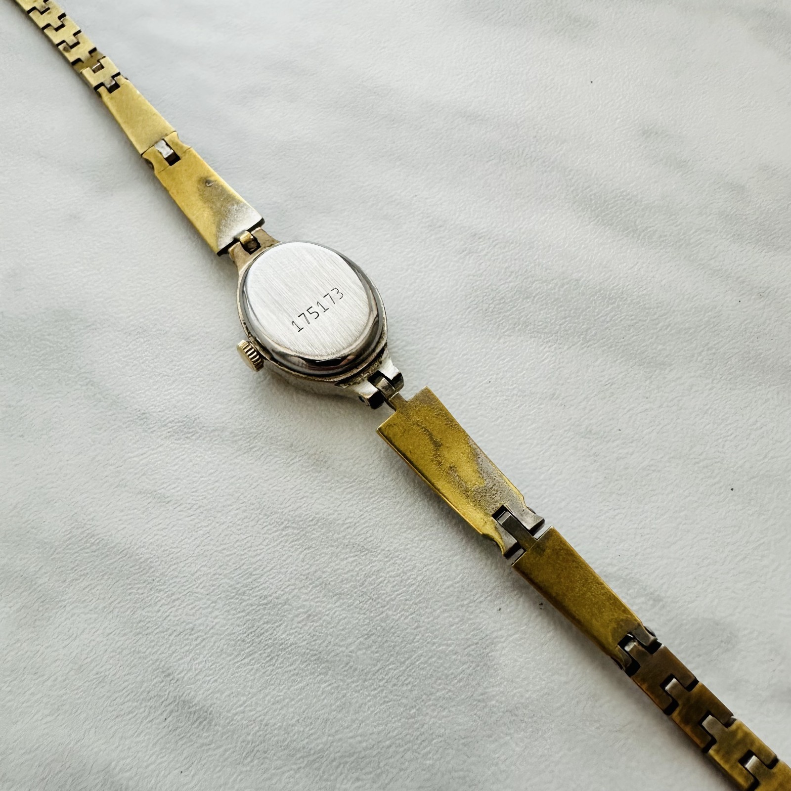 CHAIKA Enamel Stones Women Lady vtg soviet USSR Watch Mechanical Classic Luxury