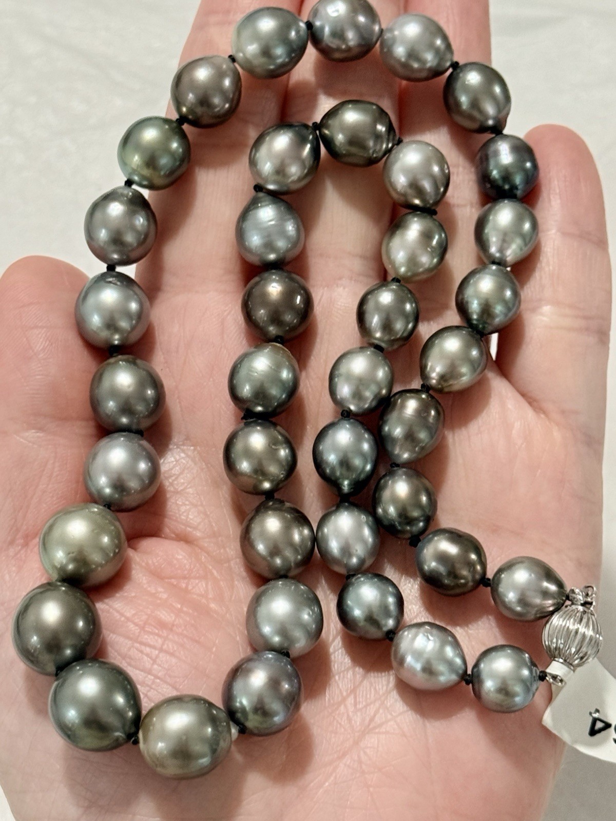 Cultured 10.4-12.3mm Tahitian Pearl South Sea Pearl 14K Gold Clasp Necklace 19”