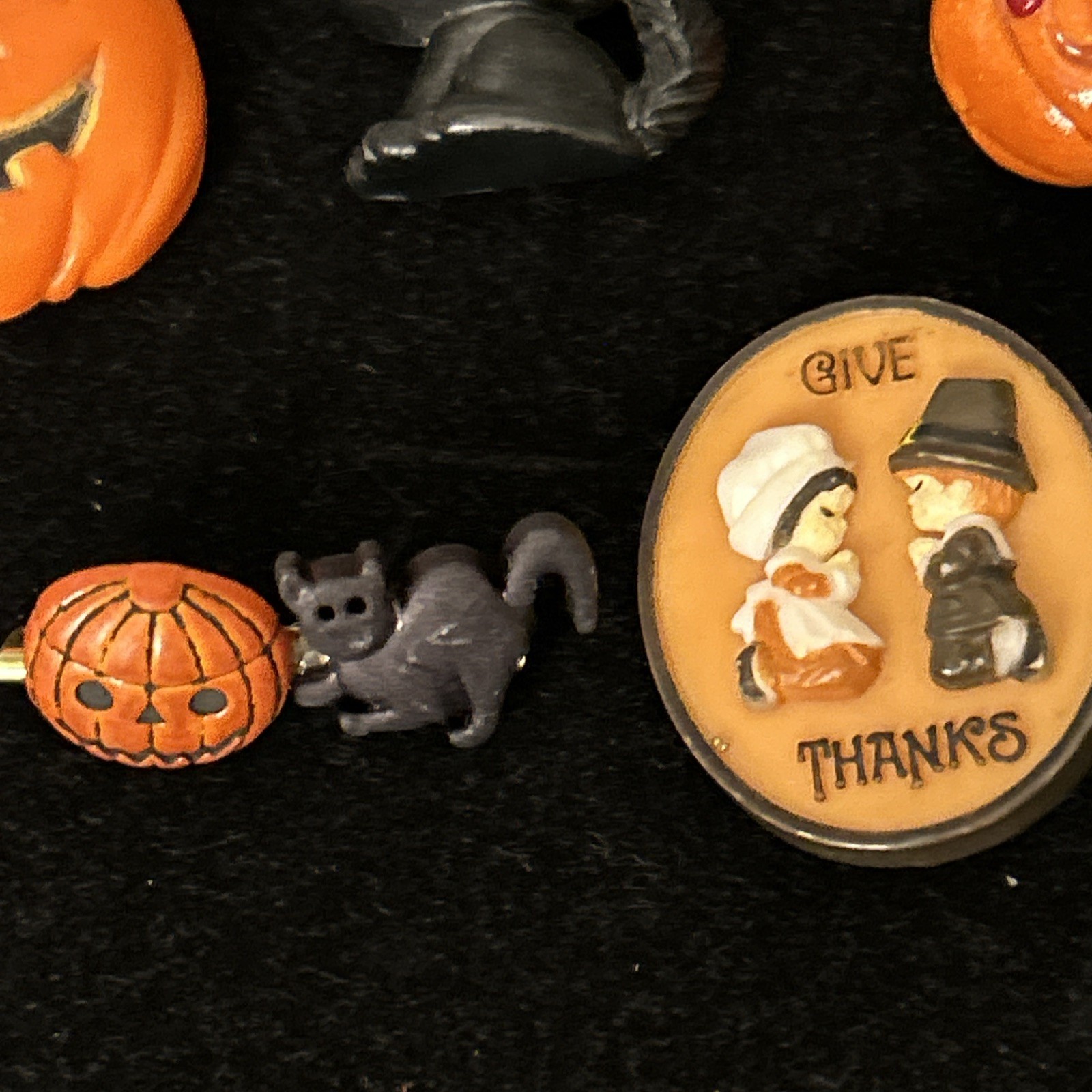 HALLOWEEN JEWELRY LOT Lapel Pins