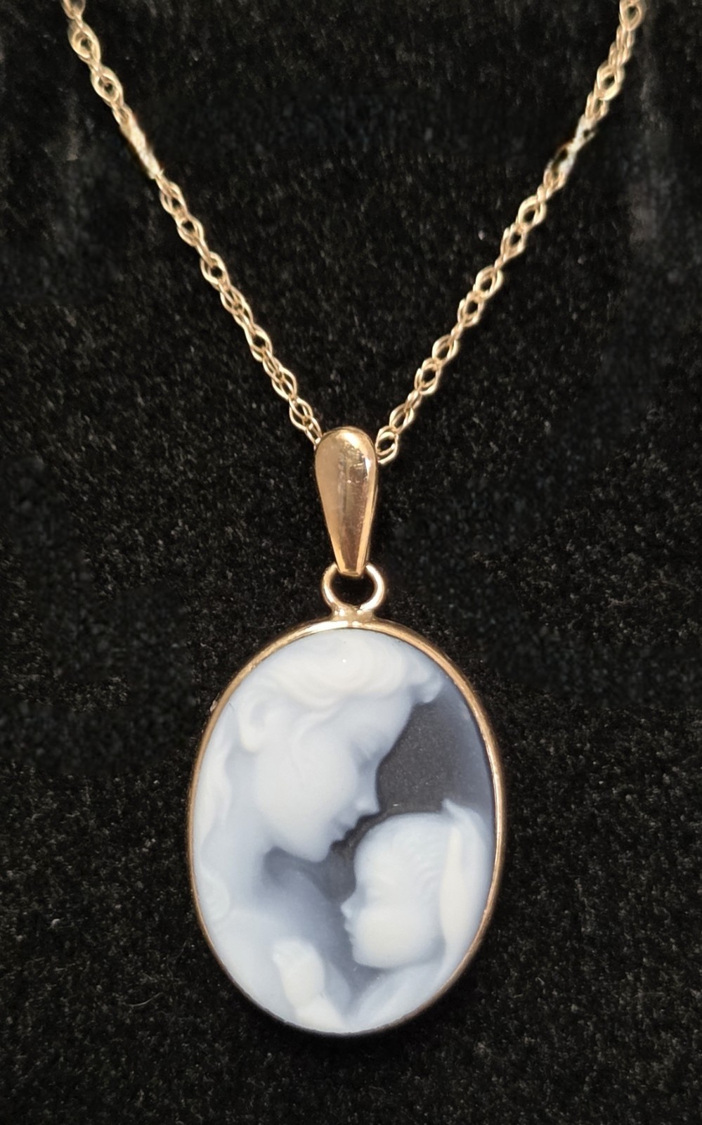 10k Gold Mother Child Blue Oval Cameo Pendant 18″ Necklace Heaven’s Gift Baby