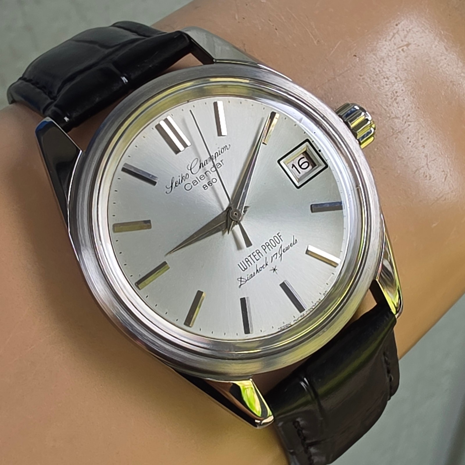 vintage Seiko Champion Calendar 860 men’s manual wind watch December 1963