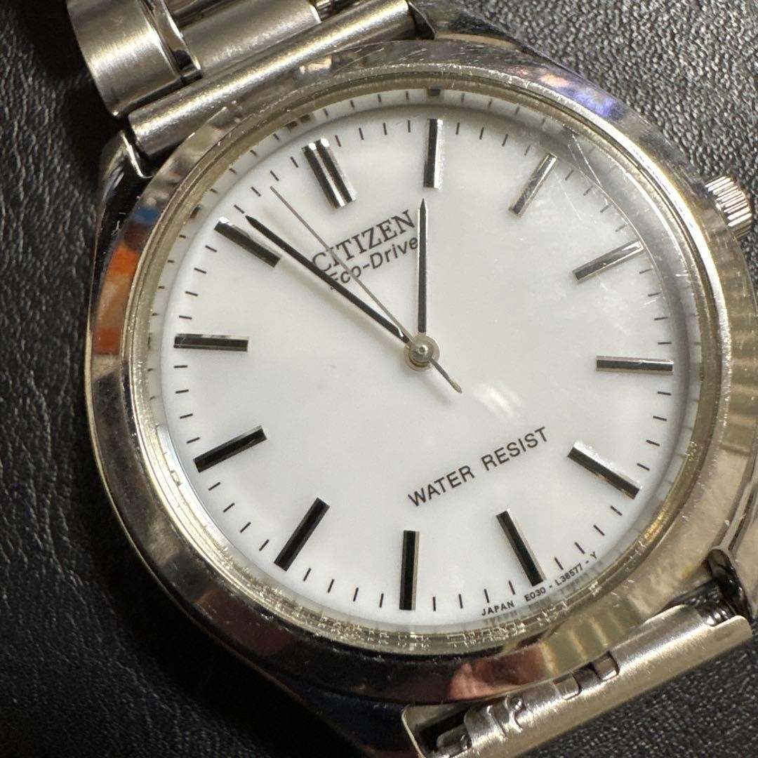 Citizen Eco-Drive E030 Watch White Dial Stainless Steel Japan