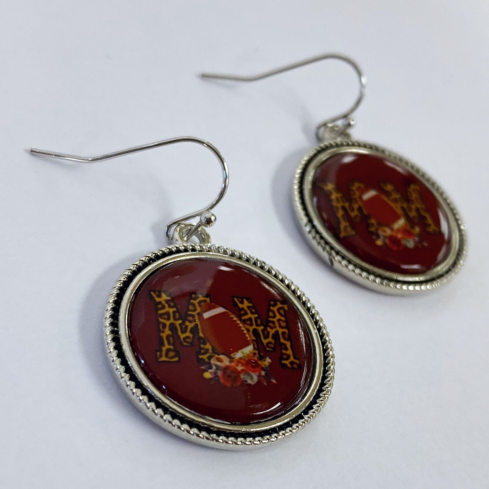 E0866 Silver Tone Burgundy Colored MOM Letter Word Circle Drop Dangle Earrings