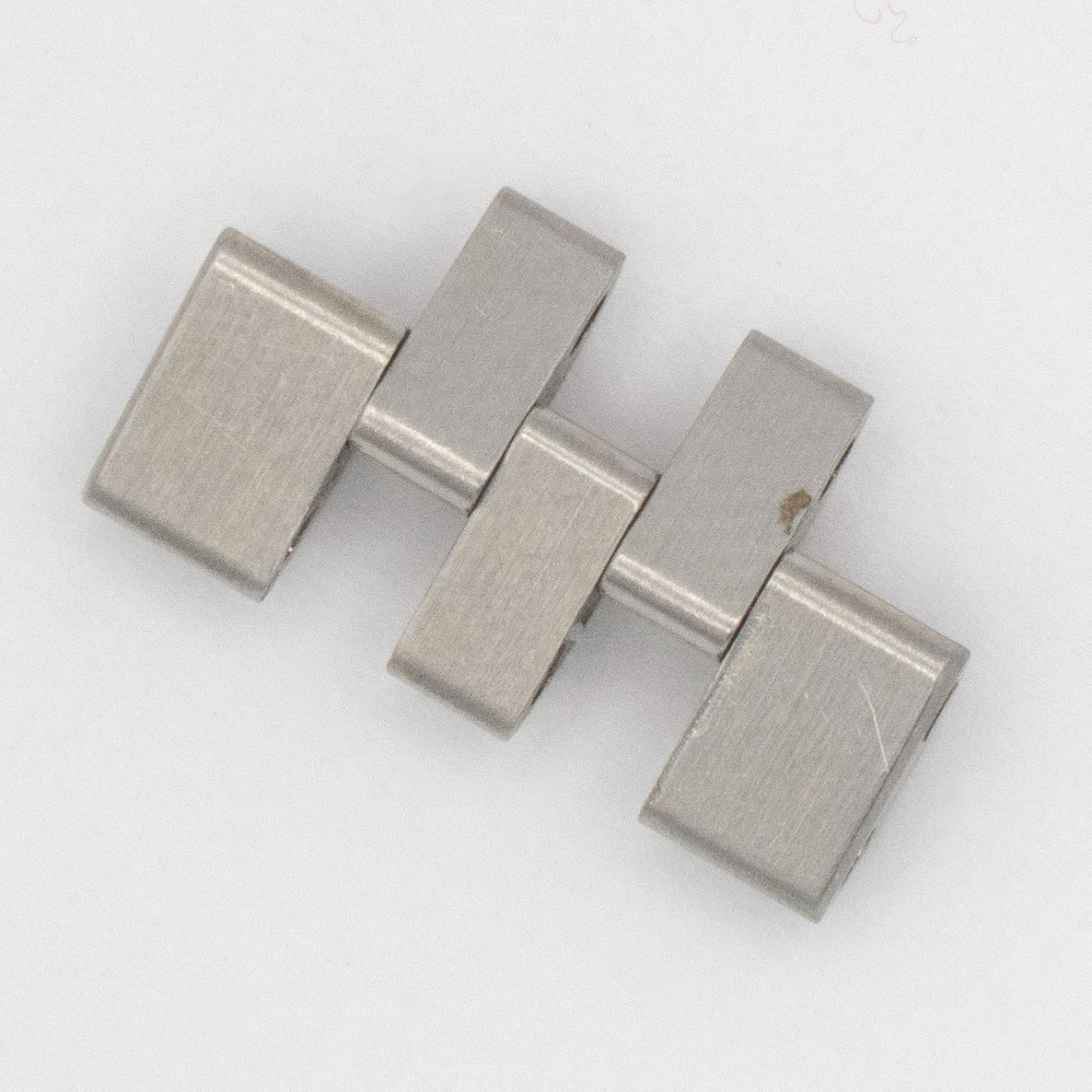 TAG Heuer 1000 Mens 15.9 mm 5 Link Stainless Steel Bracelet Link