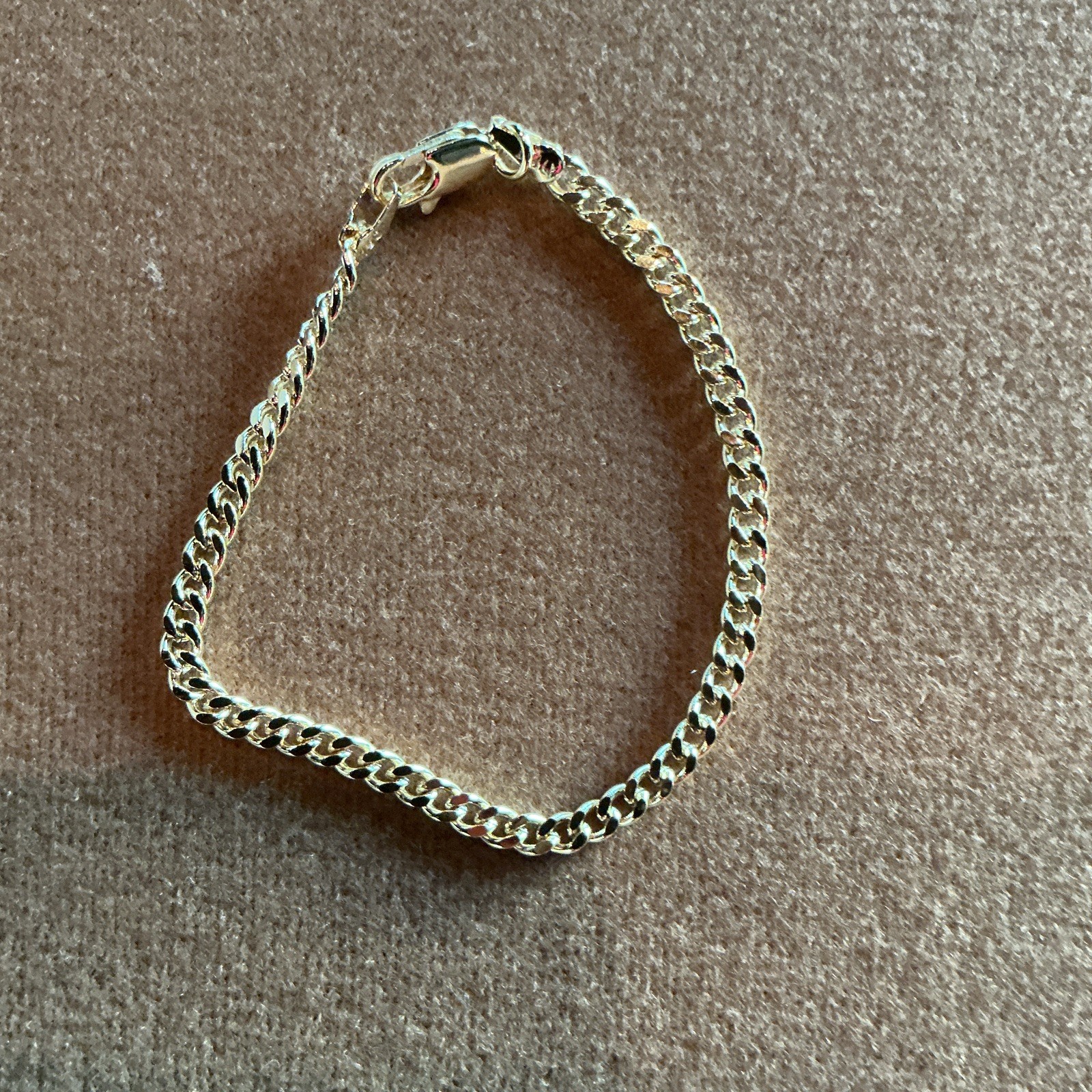 14k gold plated Curb Link Chain Bracelet, Lobster Clasp, 7 in, Metal, No Stone