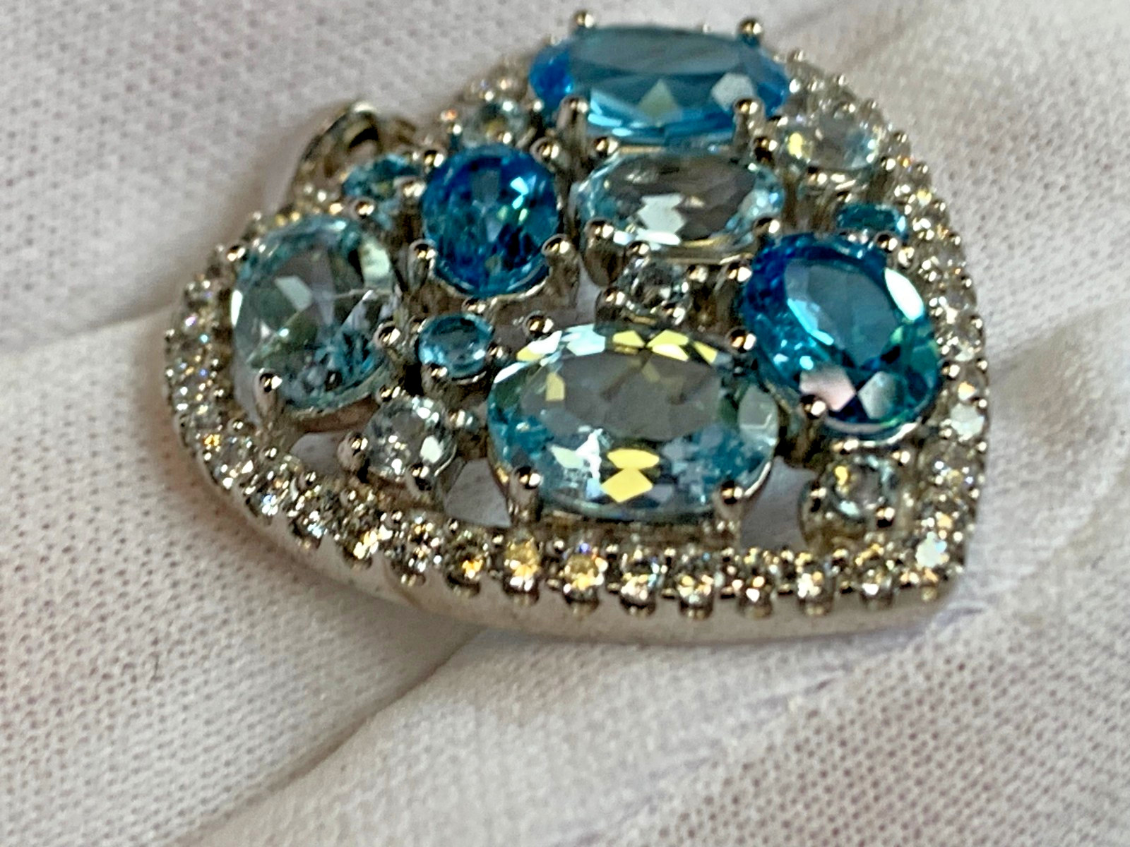 Sterling Silver Heart Pendant 5.46g Fine Jewelry Aquamarine Look Charm *READ*