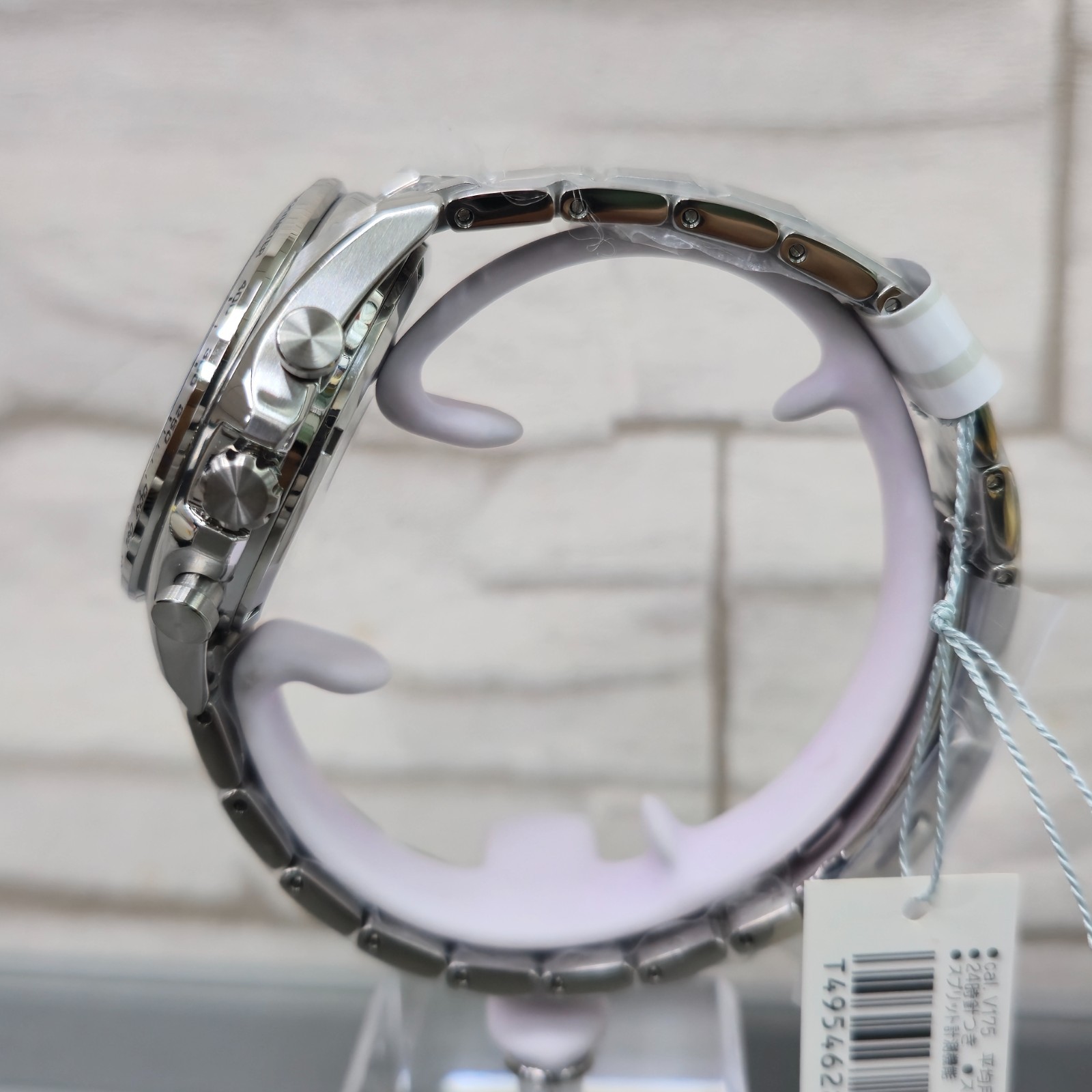 Seiko Selection SBPY183 Solar Chronograph “Panda” Dial 42.2 mm New Men’s Watch