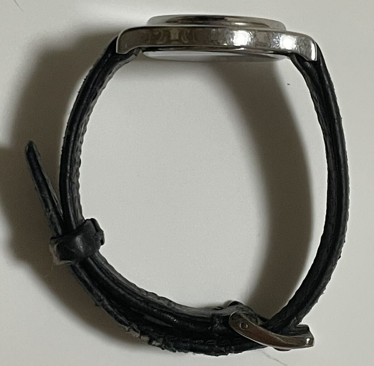 Tiffany & Co. Classic Round Watch Roman Numeral/Date Black Strap W/W02