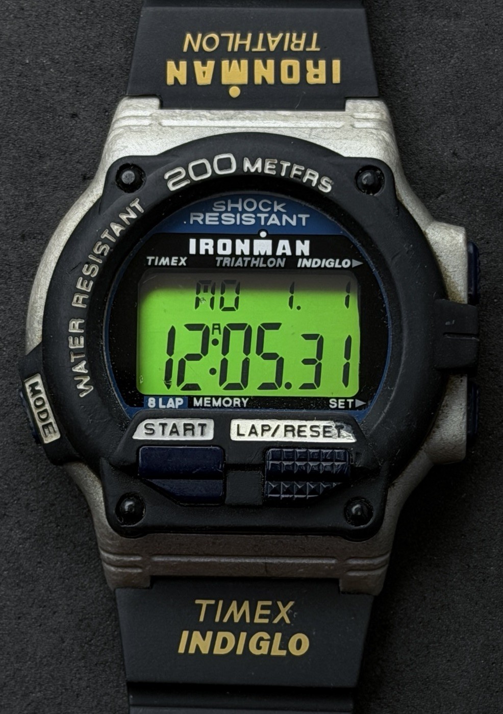 Vtg 2002 TIMEX Ironman 200M Men’s 44mm Digital Watch Black Gray Yellow 8 Lap