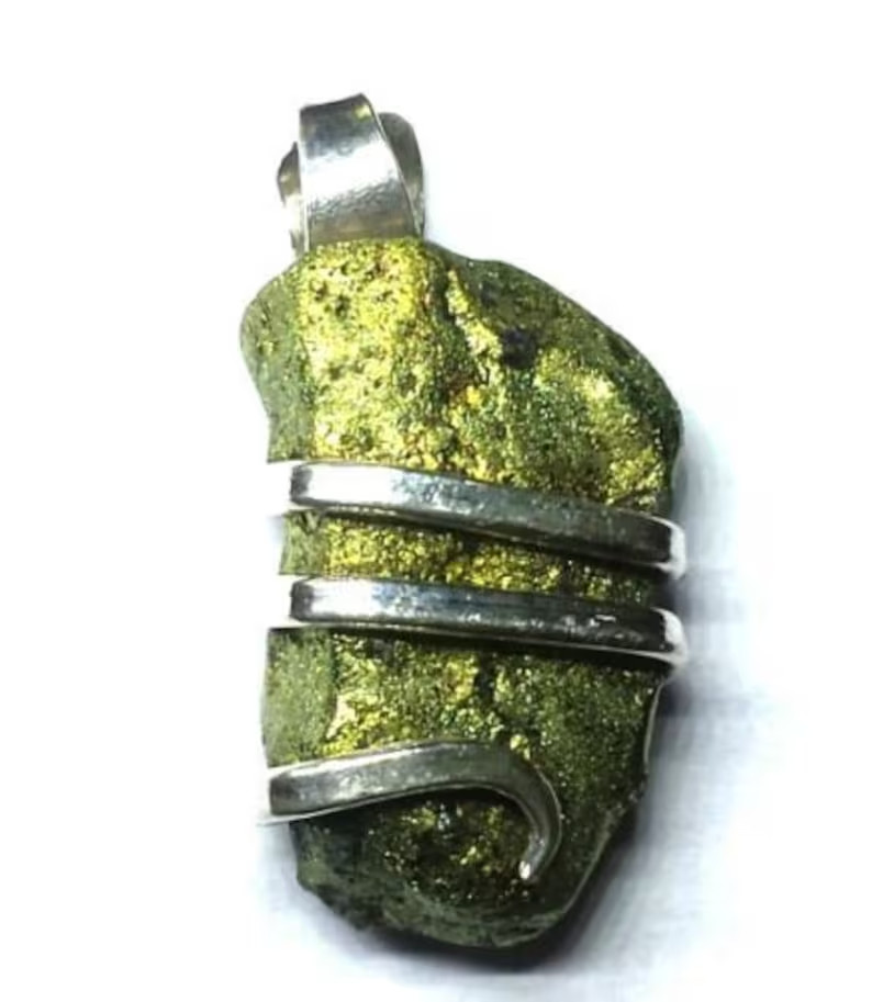 14.60 Carat Sterling Silver Wire Wrap Pyrite Pendant Crystal Necklace