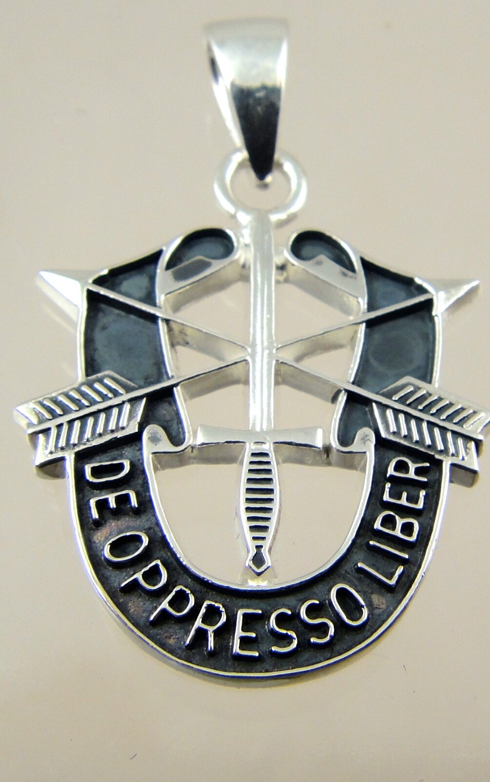 US Army special force DE OPPRESSO LIBER solid sterling pendant 20 mm