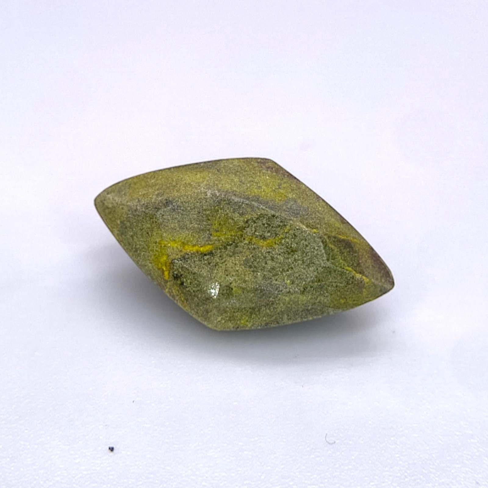 11.70 ct FLUORELLESTADITE IN MATRIX – USA – Natural Rare Untreated Faceted Gem