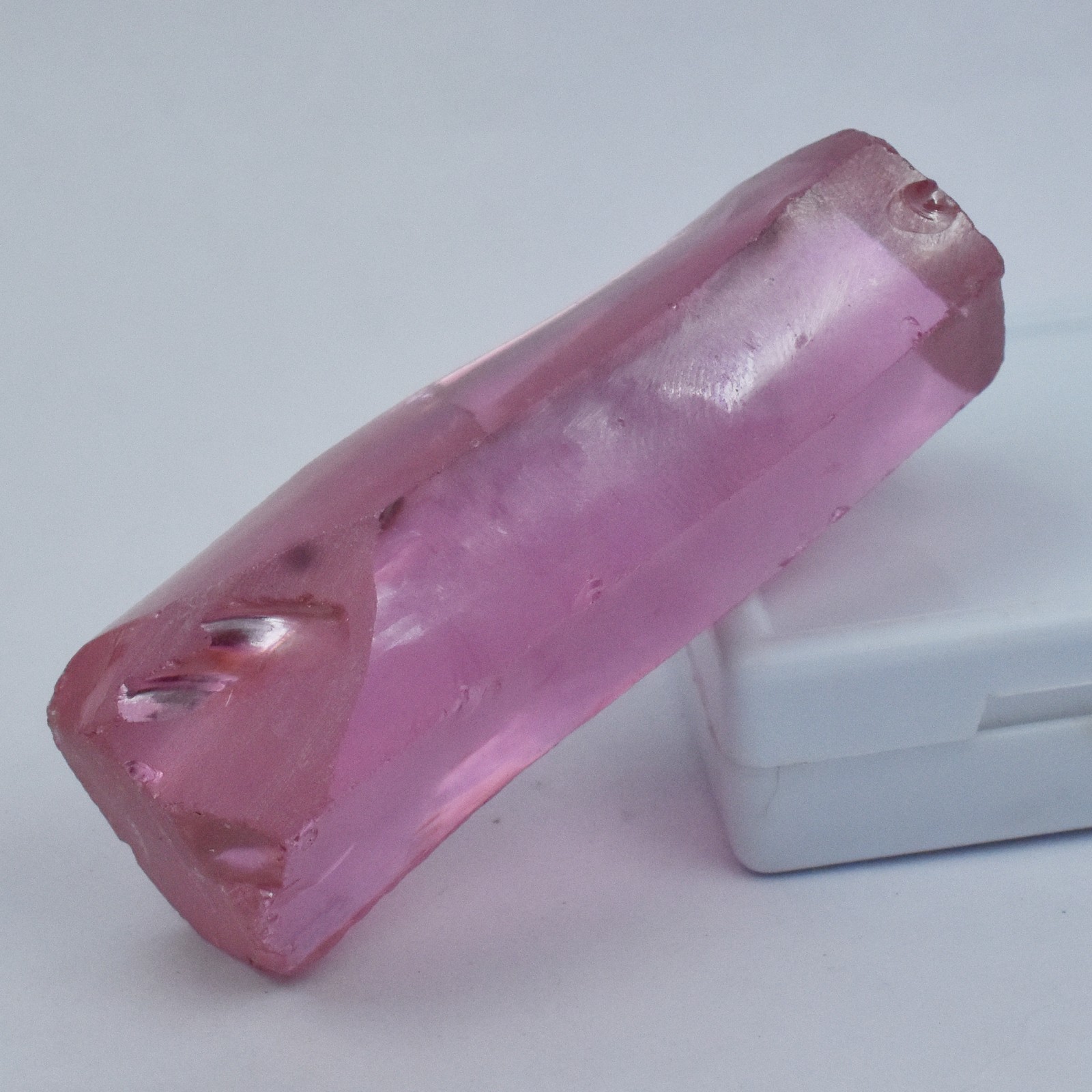 Pink Sapphire Rough Natural 338.52 Ct Uncut Raw Loose Gemstone CERTIFIED
