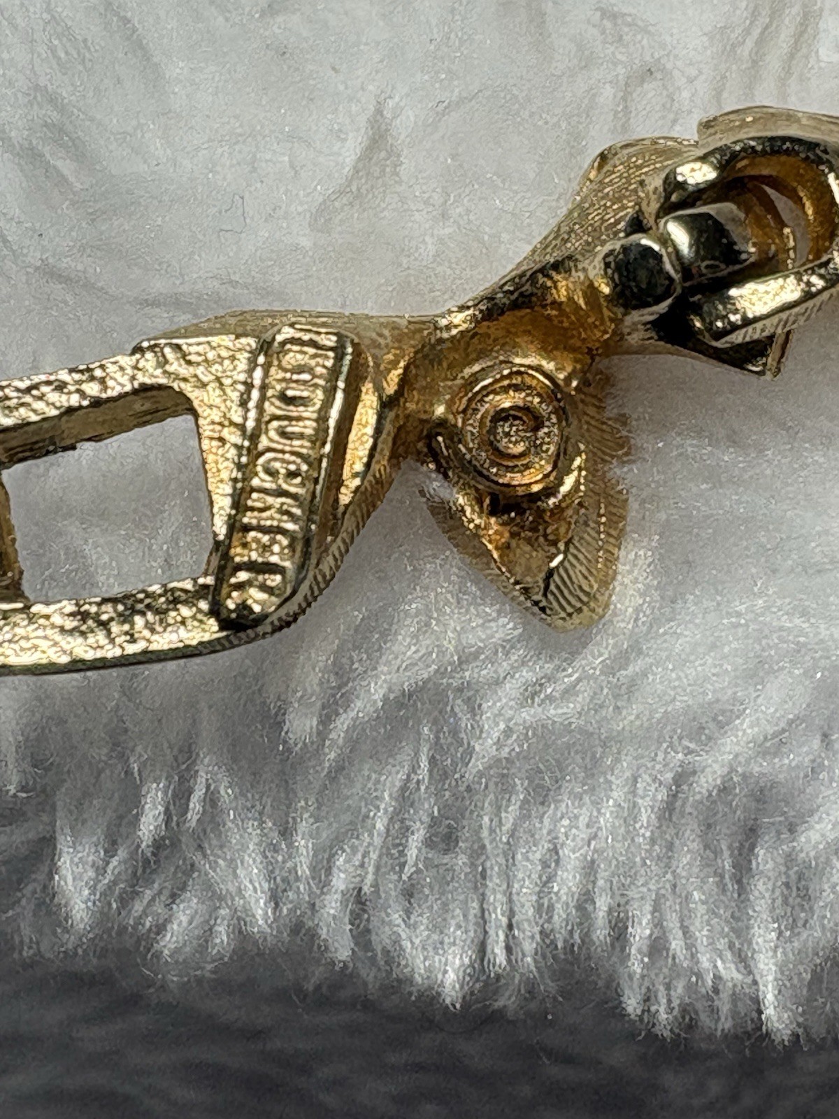 Rare Vintage Marcel Boucher Signed 8583 Gold Tone Spiral Folded Petal Necklace