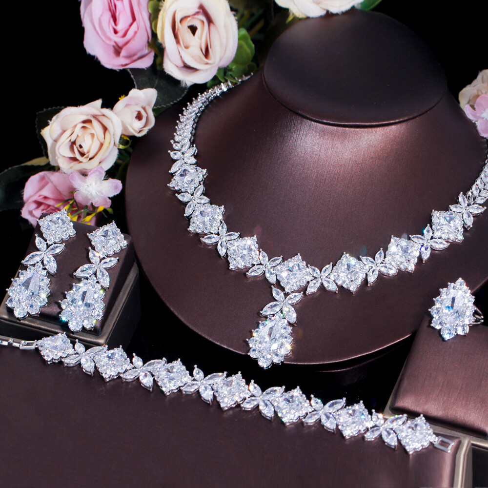 Green CZ Women Engagement Leaf Drop Necklace Earring Bracelet Ring Jewellery Set