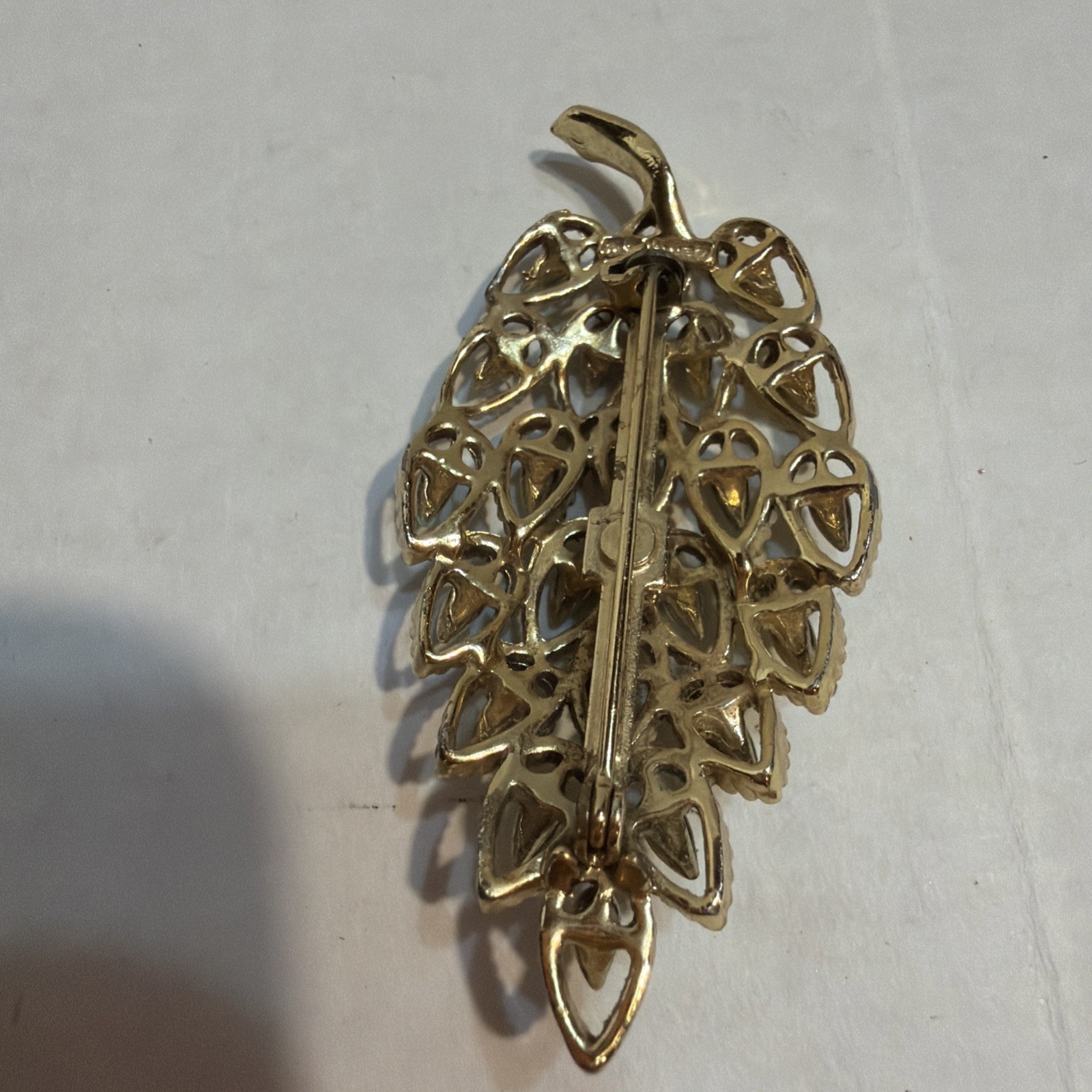 Gerry’s Gold Tone Leaf Brooch Turquoise Accent Leaves Vintage 1960’s Ship 5.00