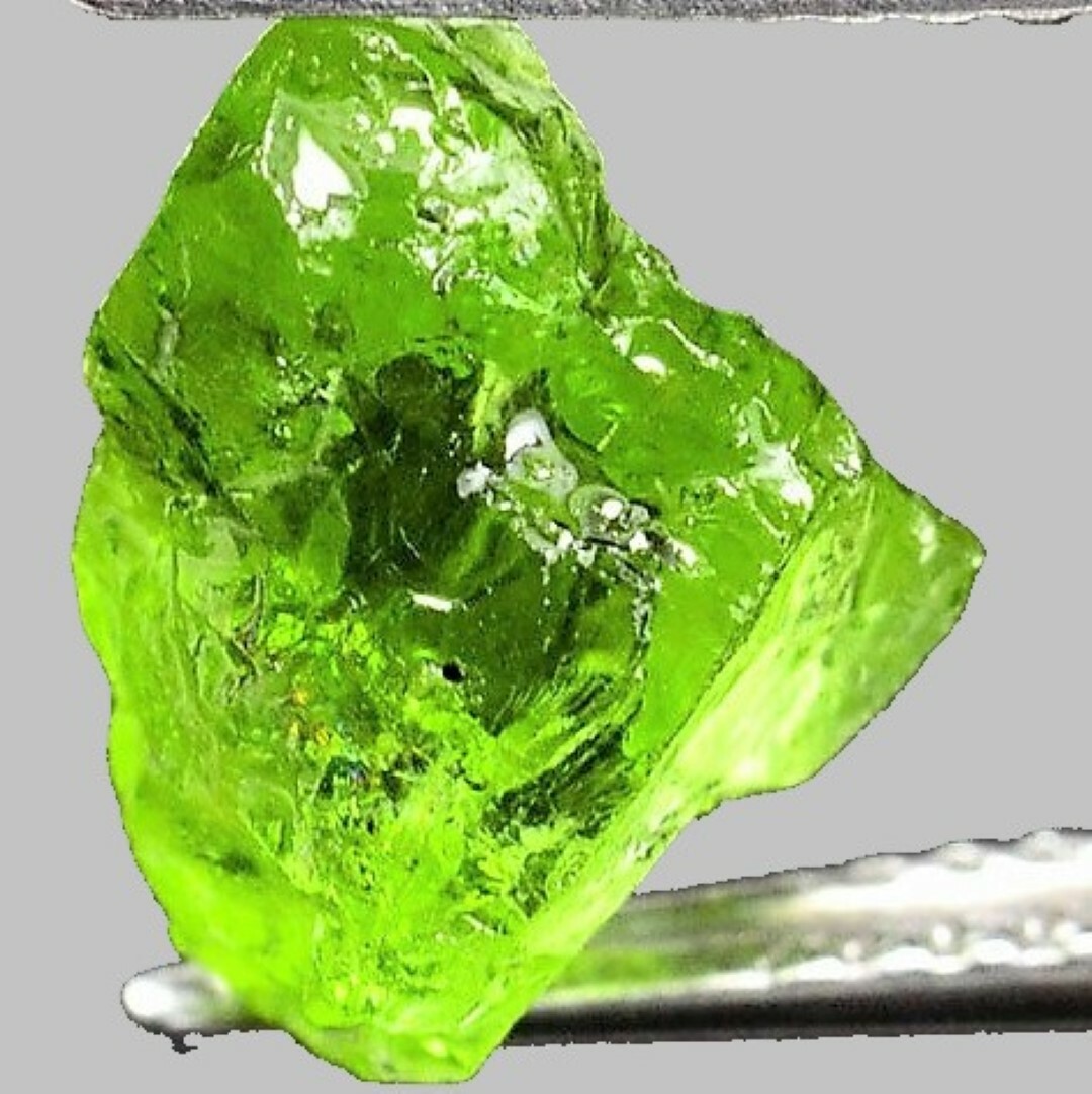 PERIDOT ROUGH FACET GEM GEMSTONE LIME GREEN VIETNAM GENUINE NATURAL 4 CARAT NICE