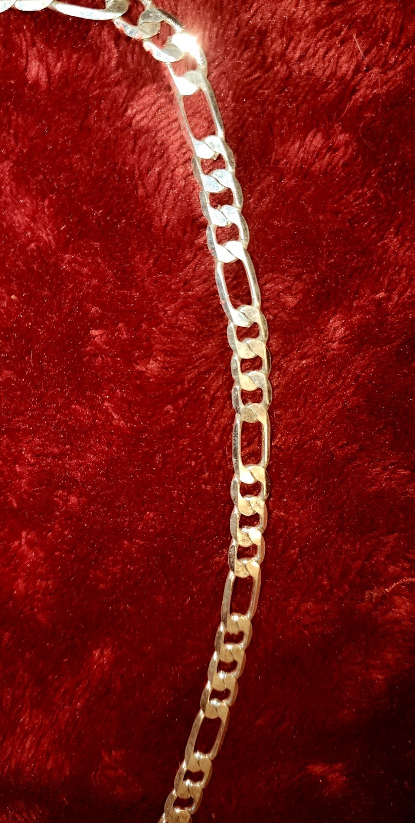 Mens 925 sterling silver Figaro link chain 6mm wide, 24 Inches 25.4 g New gift
