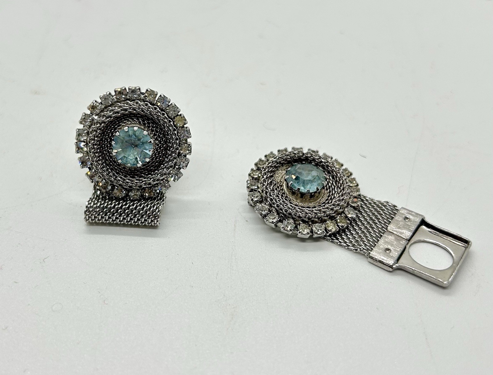 Vintage Silver Toned Blue Aquamarine Stone Wrap Around Cufflinks (missing 1 Bar)