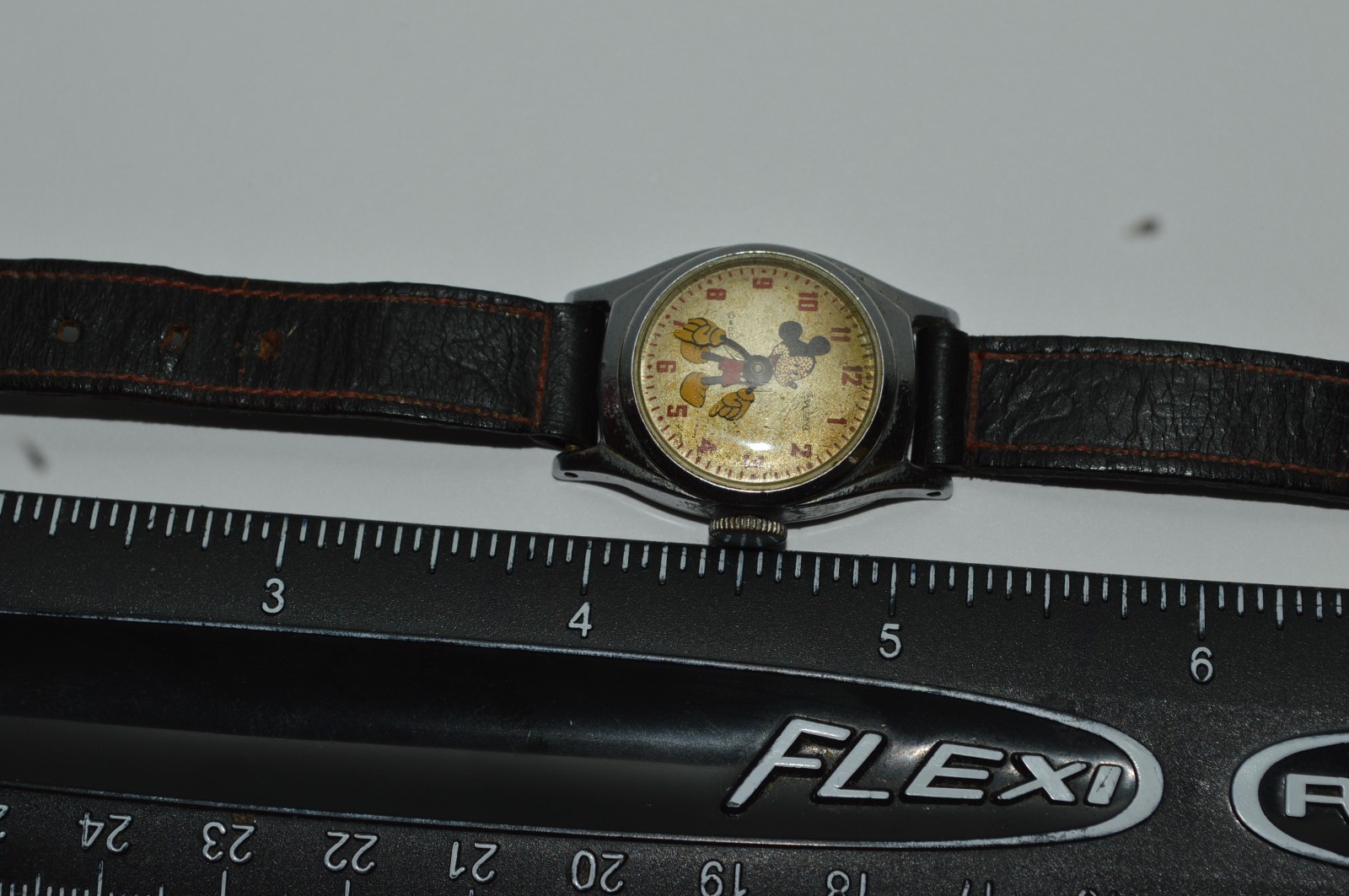 Ingersoll US Time A-4015 Mickey Mouse Watch Wind Up 23mm 1940s Sold As Is Parts