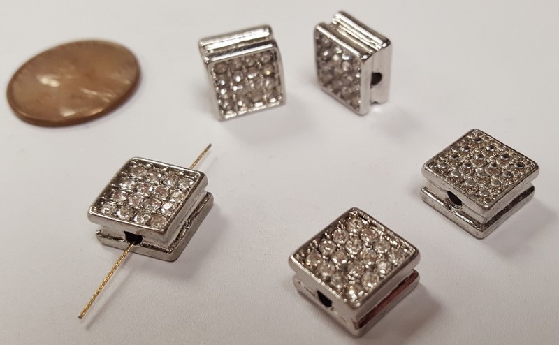 12 VINTAGE CRYSTAL GLASS RHINESTONE PAVE’ SQUARE 10mm. SILVER BEADS N216