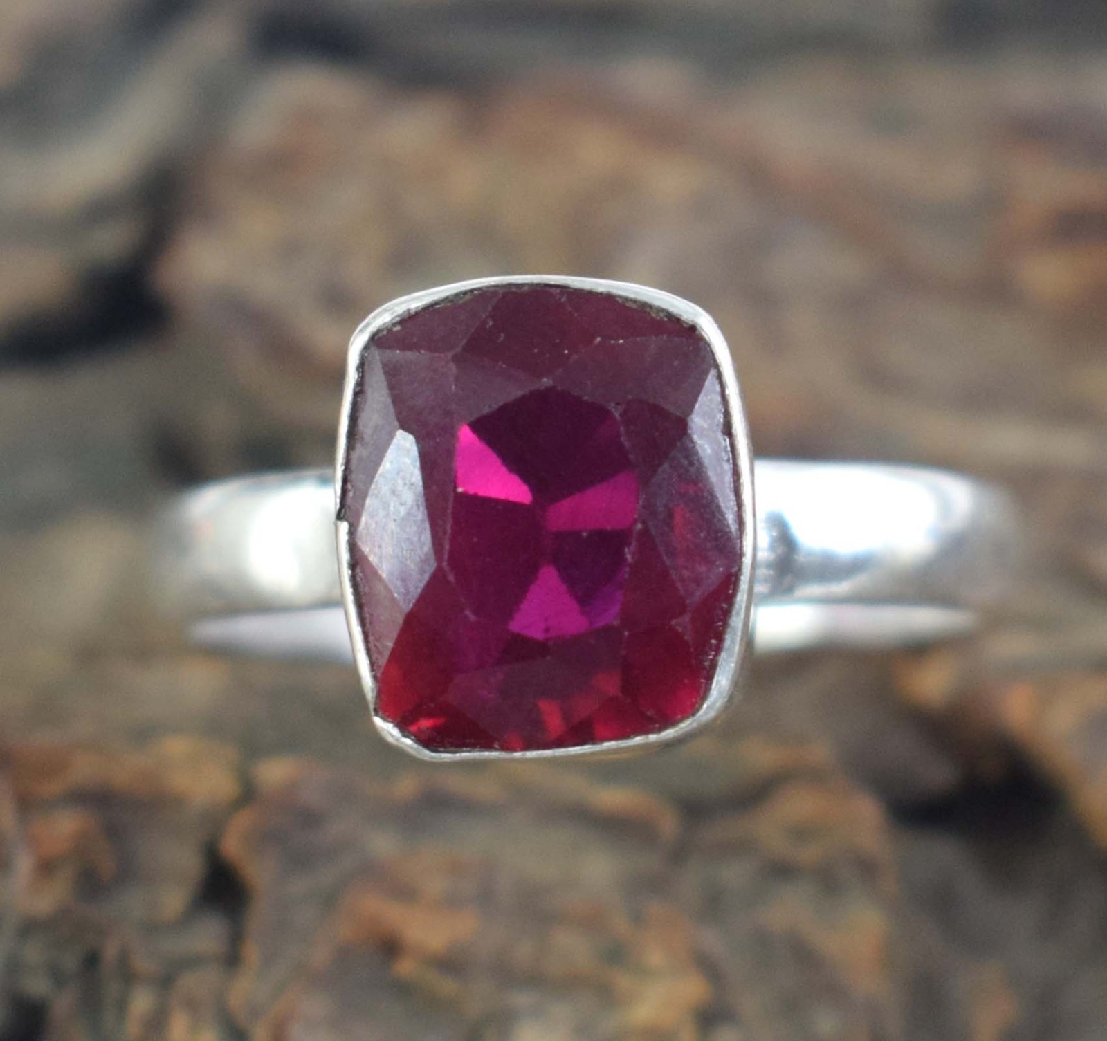 Utah Beryl Bixbite Red Emerald 8.40 Ct/10 mm Natural Cushion Gemstone Women Ring