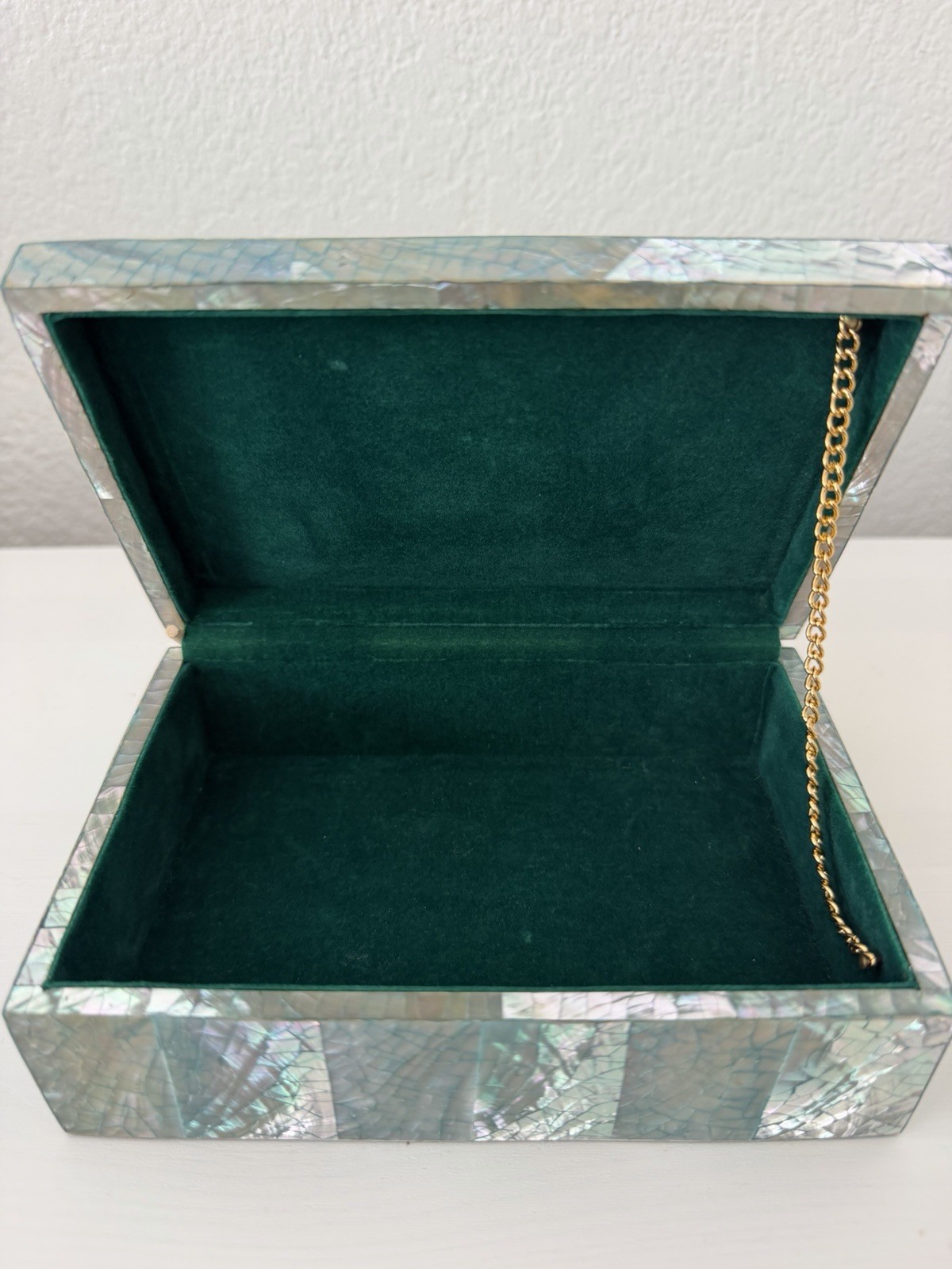Vintage MCM Maitland-Smith Tessellated Abalone & Mother of Pearl 6×4 Trinket Box