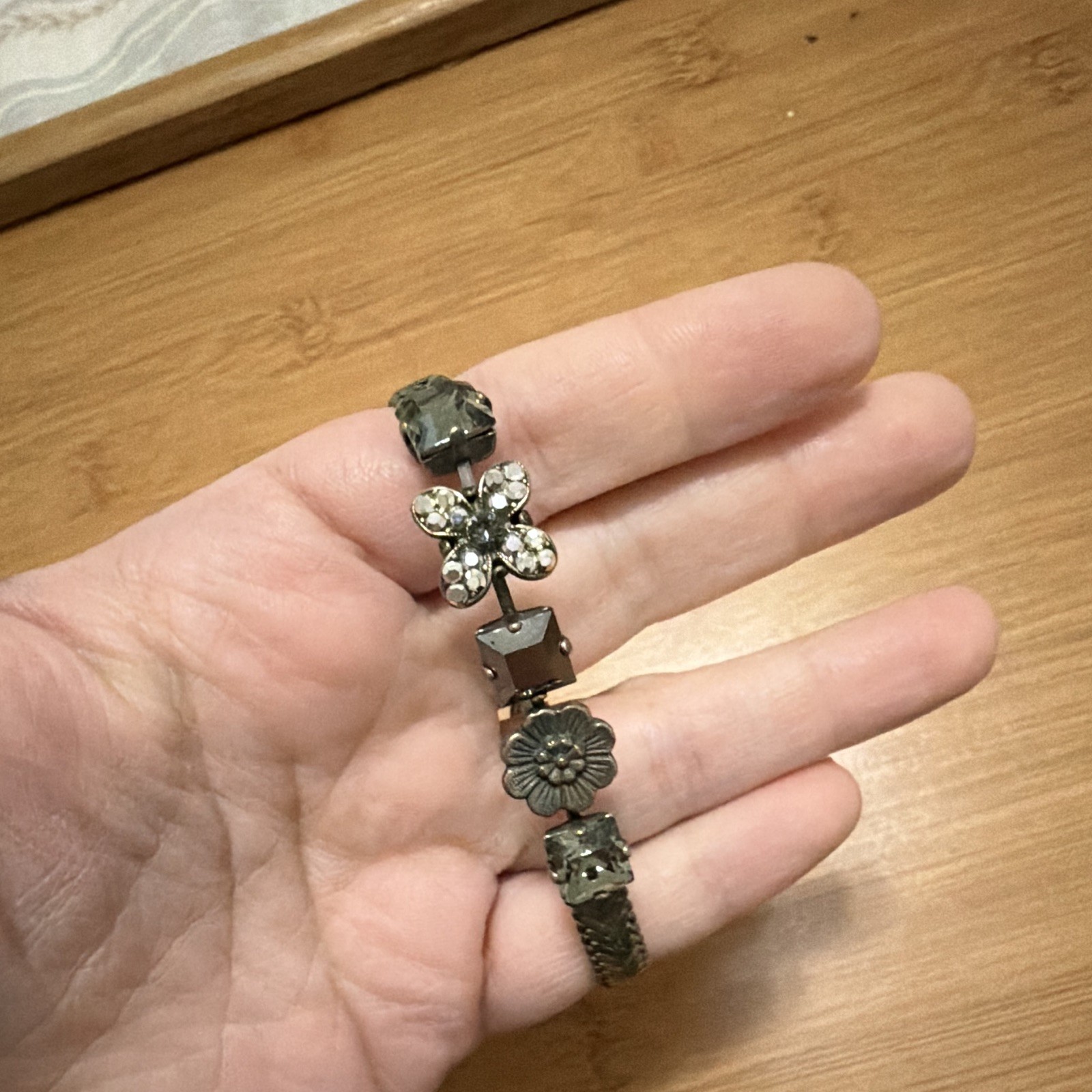 Mariana Retired Silver Mesh Bracelet Black Diamond Swarovski Crystal Floral