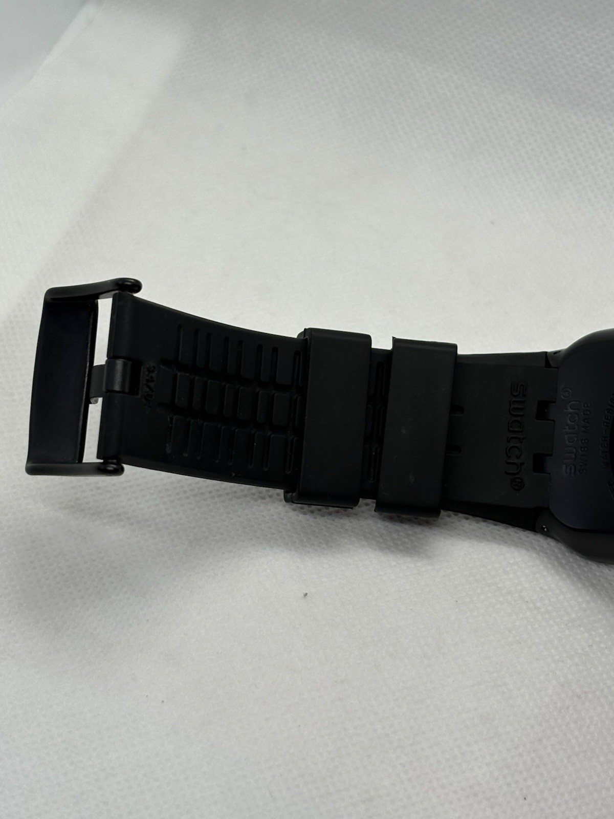 Swatch Touch Black District Digital Touchscreen Men’s Watch SURB112C Swiss w Box