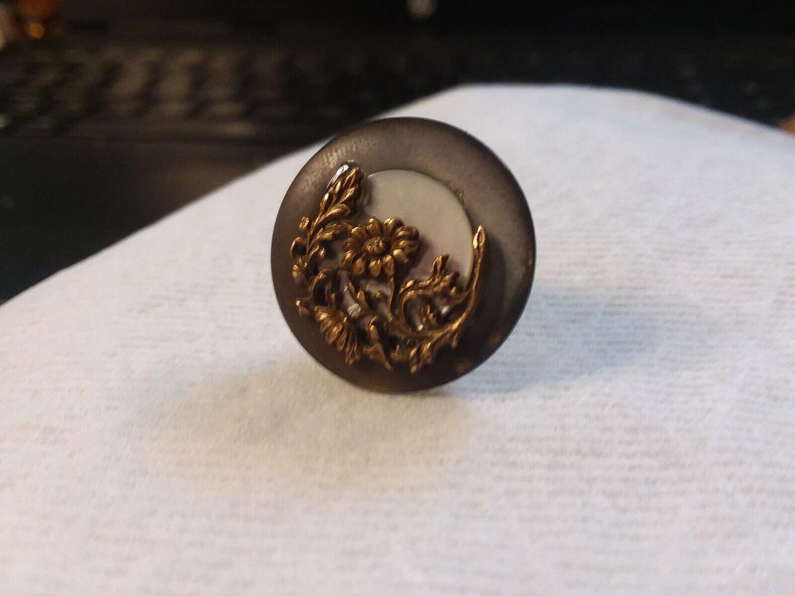 15mm Lapel/Hat Pin With Antique Floral Brass Stamping 02-01-2023