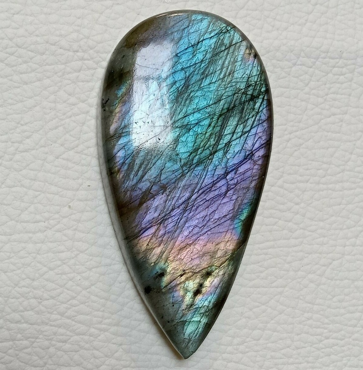 Top Unique Rare Fire Labradorite Gemstone For Jewelry Making 55X28X8 mm 105 Crt