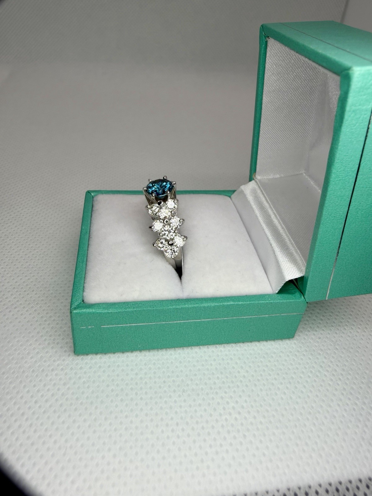 1.16 CT Blue Diamond Ring White Gold 2.80ctw Accent Brilliant Cluster 7.7g