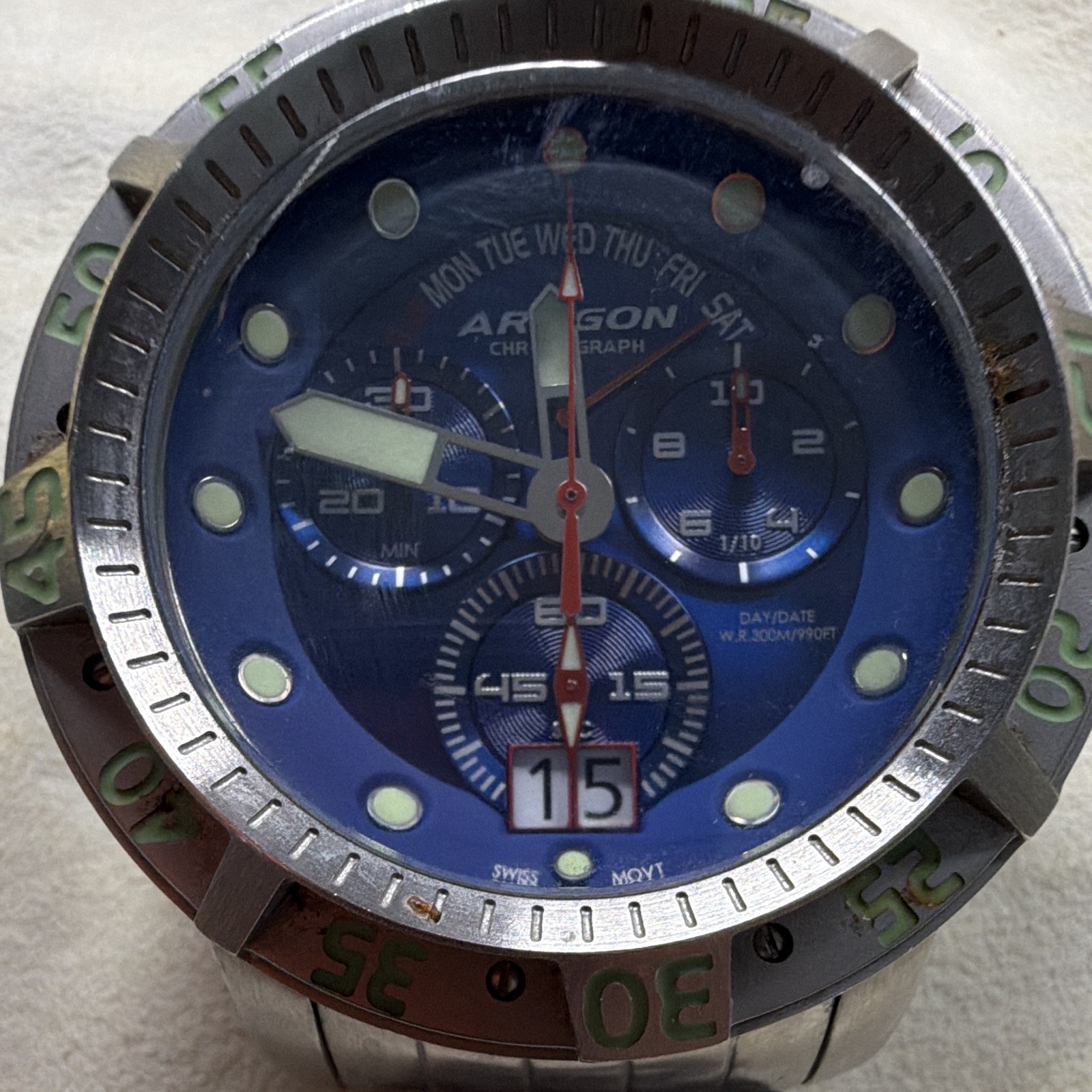 Aragon Quartz Diver 200m 50mm Blue Dial Green/Silver Bezel SS Bracelet Day/Date