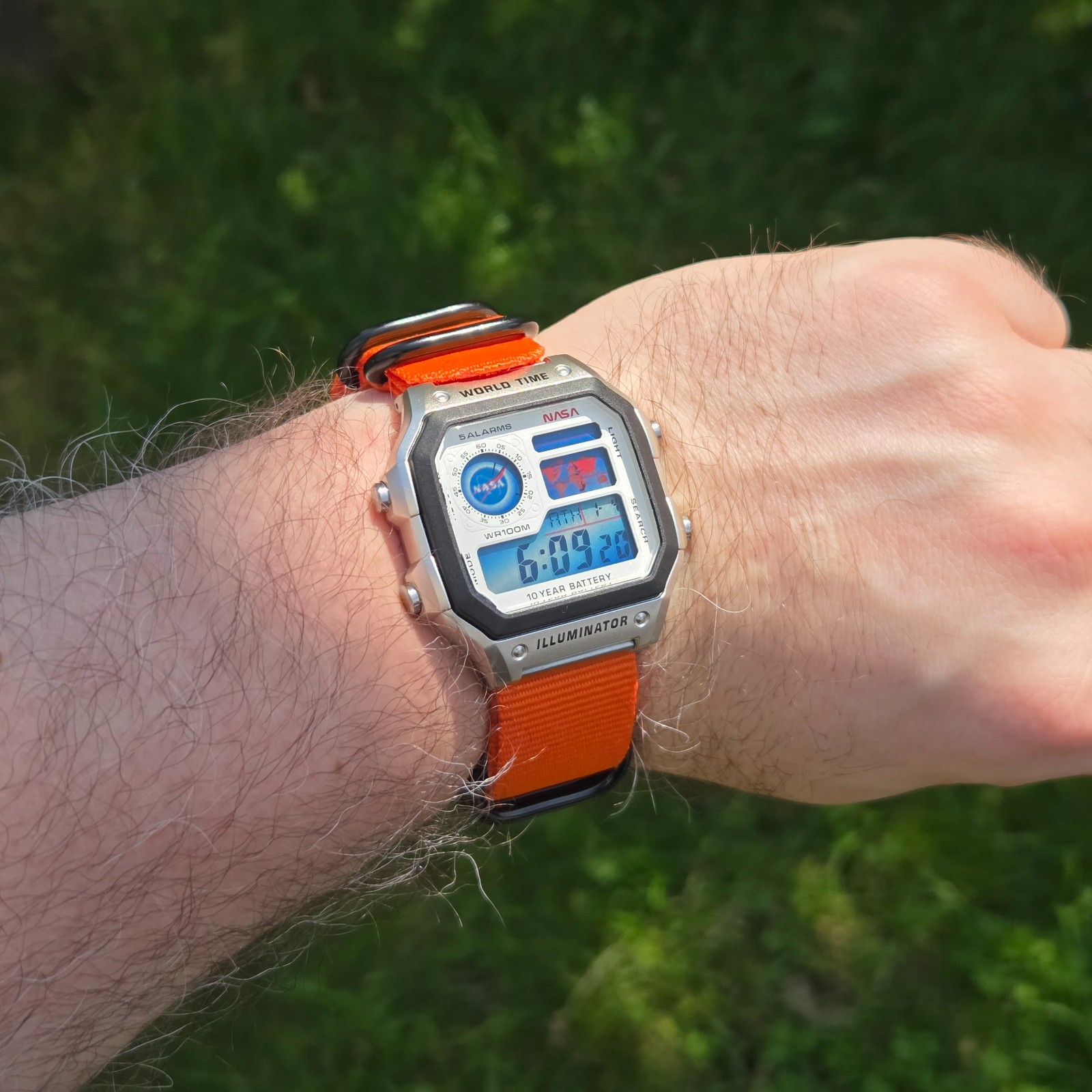 New Casio Royale AE1200 Mod – NASA Royale (Gradient Hydromod)