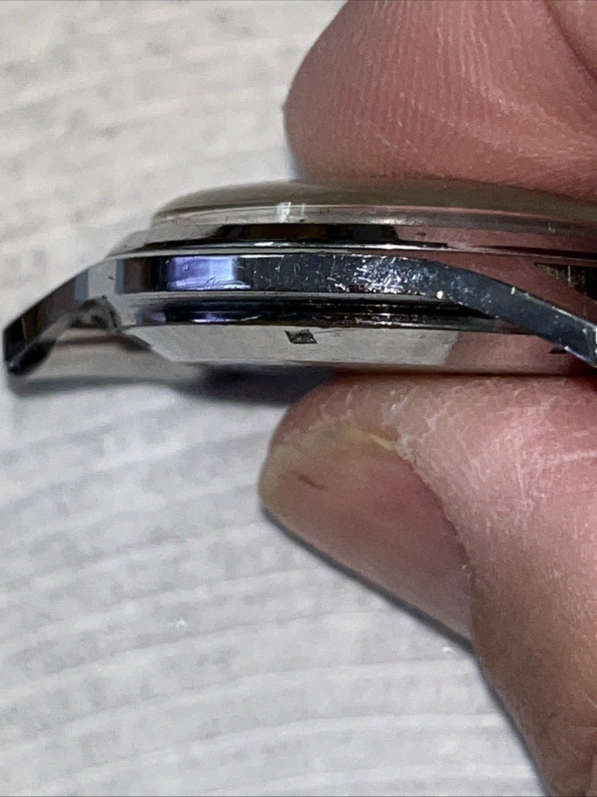 La Marque 17 Jewels Watch Unbreakable Mainspring Incabloc winds