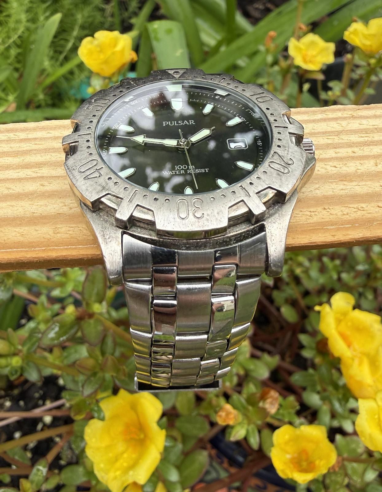 Pulsar Quartz 100m Black Dial Stainless Steel Bracelet Diver Watch Date