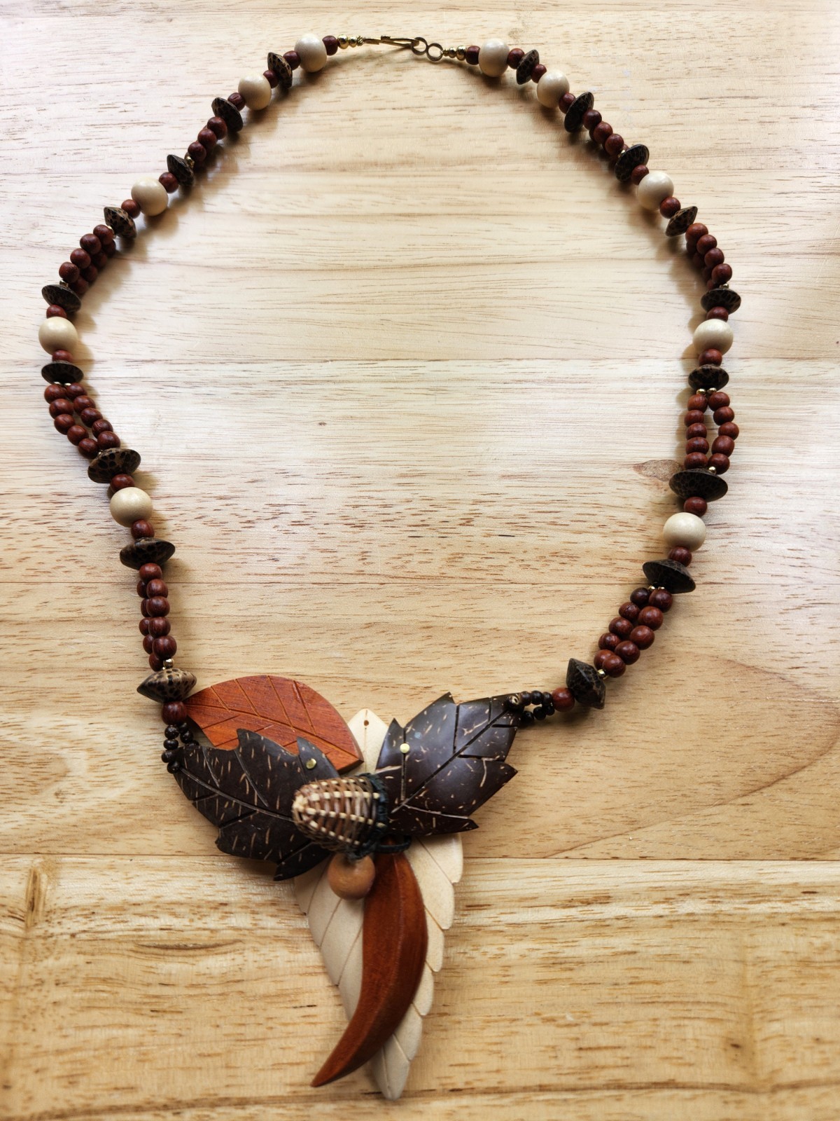 Philippine Hand Made Wood Necklace 24″ With Earrings. New. Never Worn.