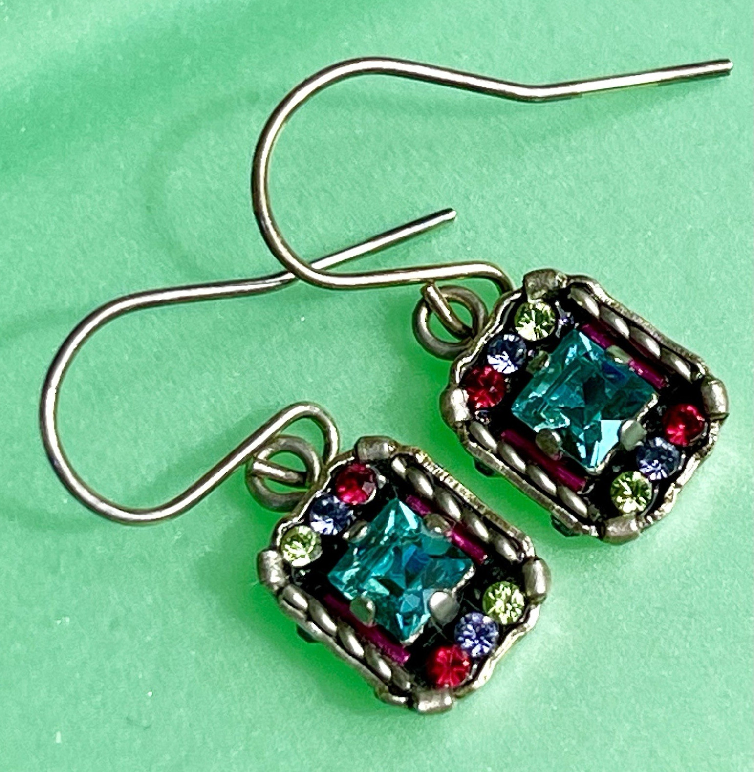 Firefly small duchess wire hook drop earrings gorgeous 💎 blingy All occasion