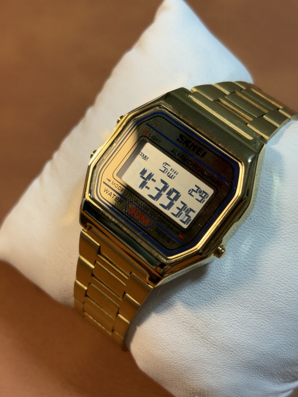 Retro Design Skmei Digital Men Watch WR30M,Gold Tone,Chrono,Alarm,Runs