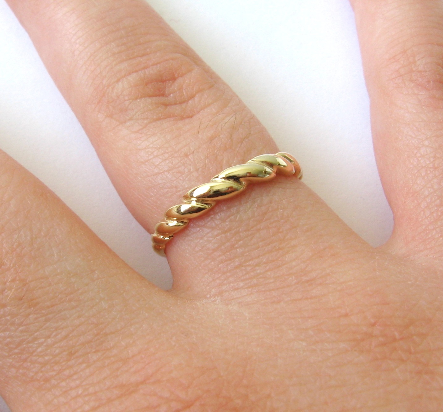 GENUINE 9ct 9K SOLID YELLOW GOLD TWIST DRESS RING