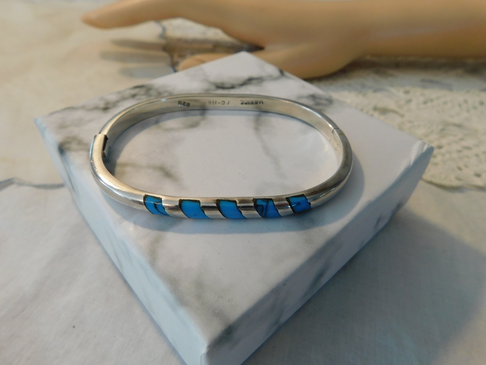 Taxco Sterling Silver Turquoise Hinged Bangle Bracelet Vintage Mexico 925 TC-116